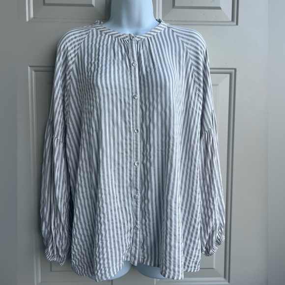 Carly Jean LA Relaxed Fit Striped Shirt M Coastal Grandmother Style Boho Vibe - Picture 1 of 7